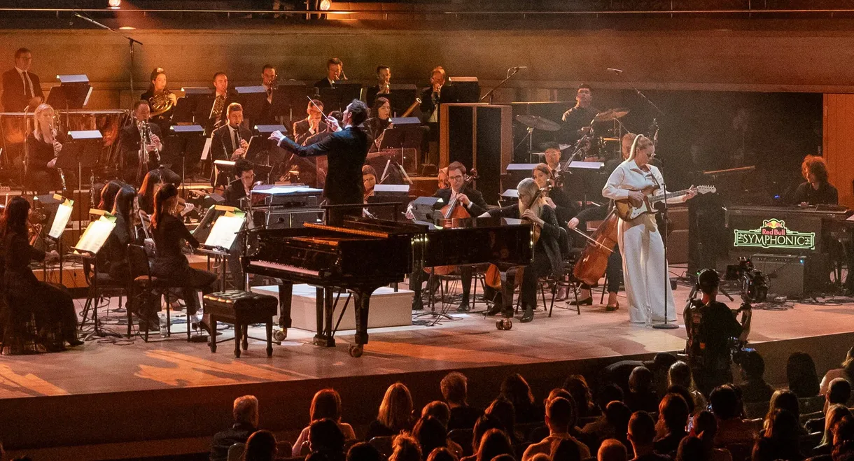 Charlotte Day Wilson Live at Red Bull Symphonic