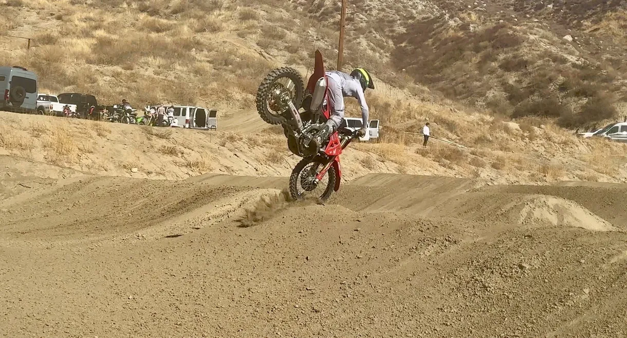 Big Crash Before Glendale! - Baz in SoCal