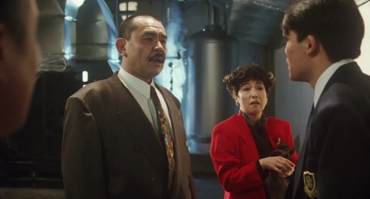 Minbo, or The Gentle Art of Japanese Extortion