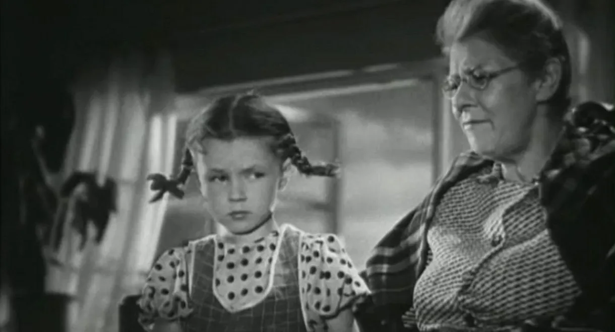 An Elephant and a Rope