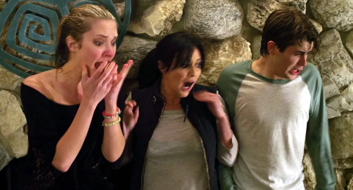 Blood Lake: Attack of the Killer Lampreys