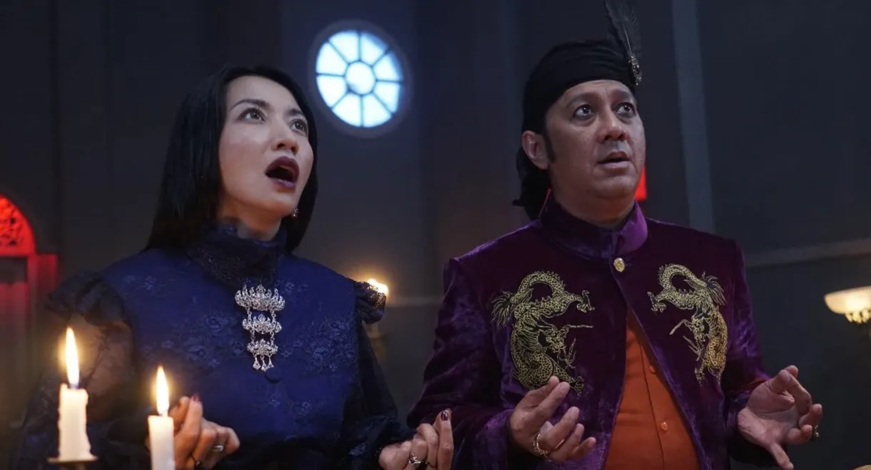 Comic 8 Revolution: Santet K4bin3t