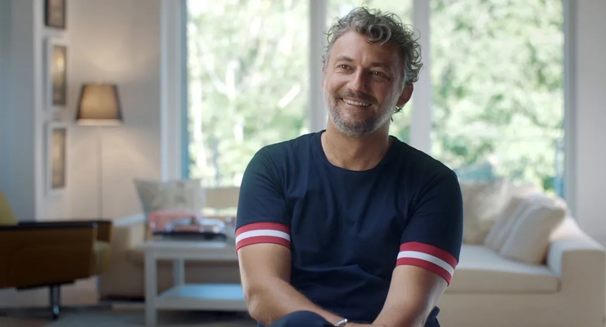 Jonas Kaufmann - A Global Star in Private