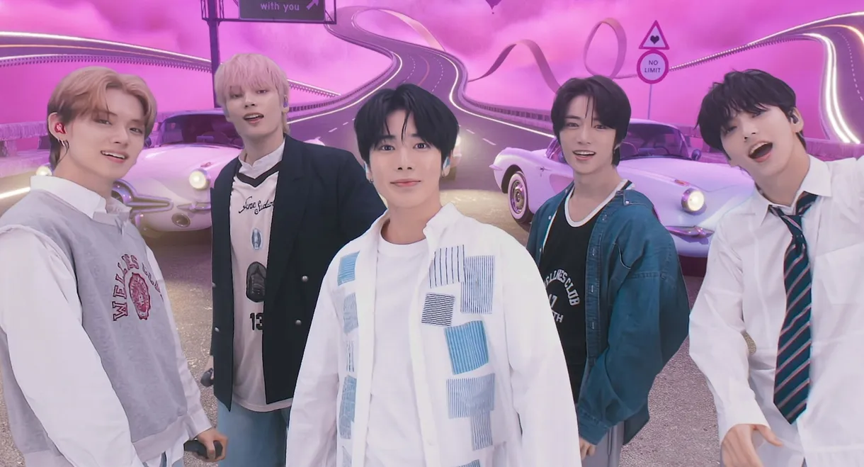 Heart Attack: Tomorrow x Together VR Concert