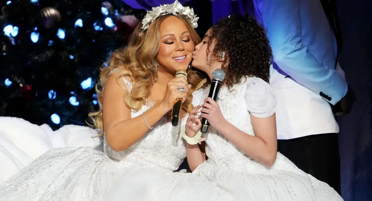 Mariah Carey: Merry Christmas to All!
