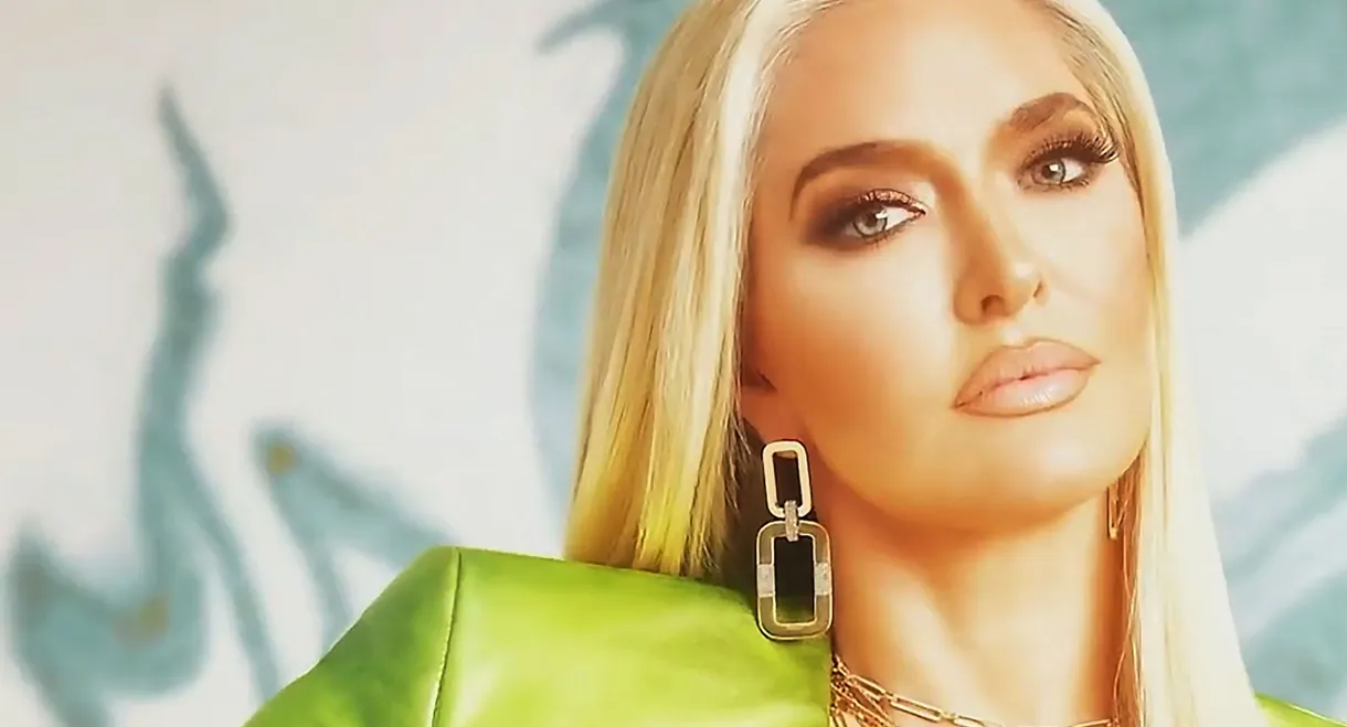 The Housewife and the Hustler