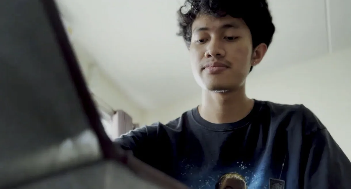 R e m i n d e r. (Director's cut)