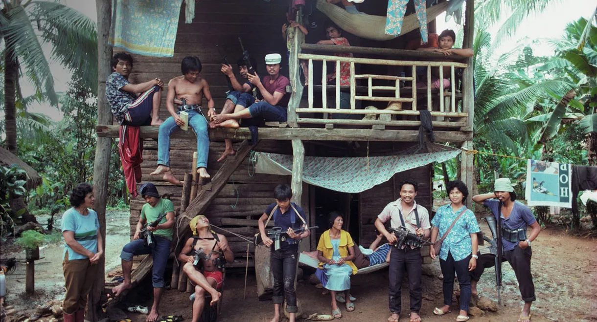 A Rustling of Leaves: Inside the Philippine Revolution