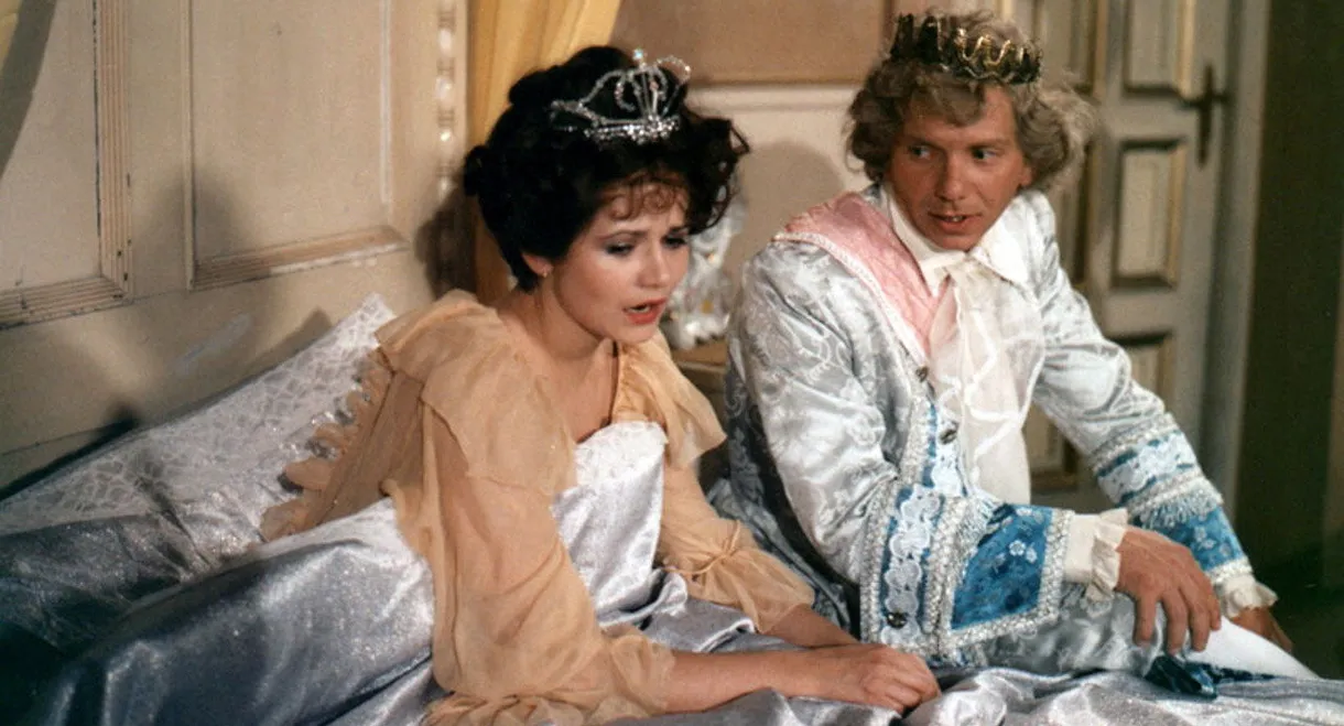 Ať přiletí čáp, královno!