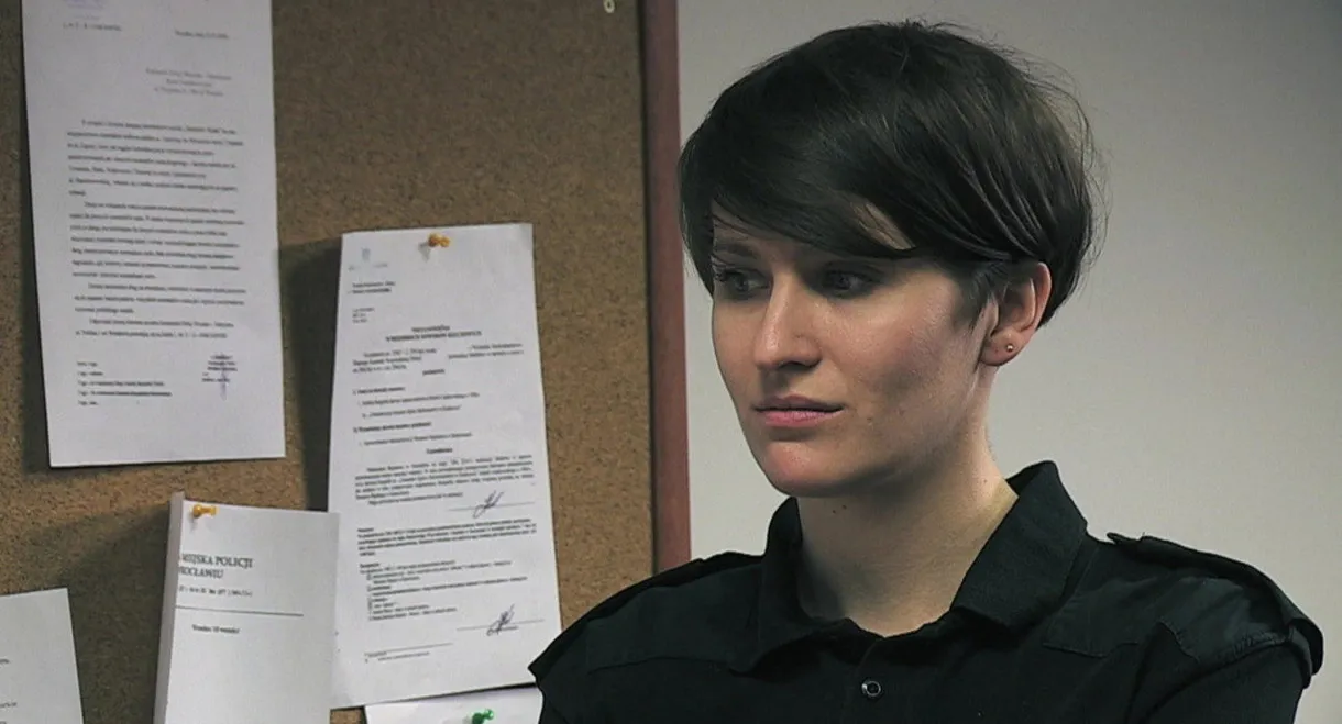 Pokój 112 - Policjantki i policjanci