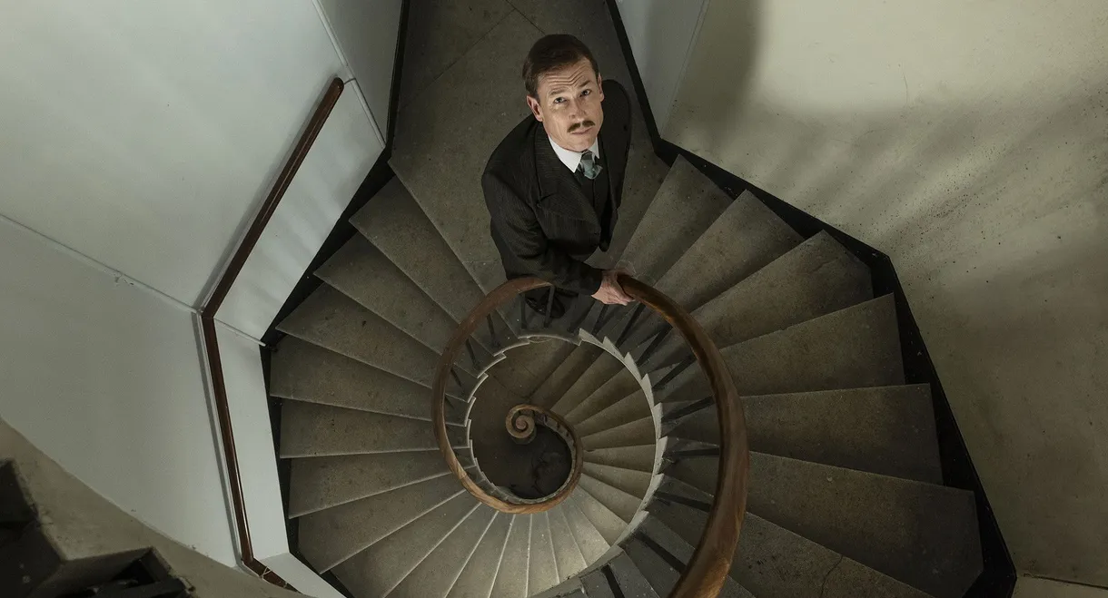 A Ghost Story for Christmas: The Room in the Tower