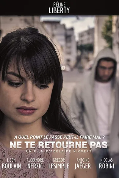 Ne te retourne pas