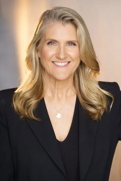 DeAnn Heline
