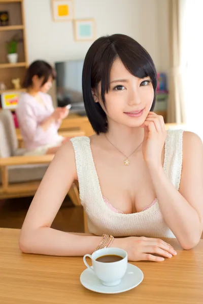 ABP-149 Her Older Sister Is Just Asking To Get Fucked - My Girlfriend's Older Sister Is A Tempting Slut... Airi Suzumura