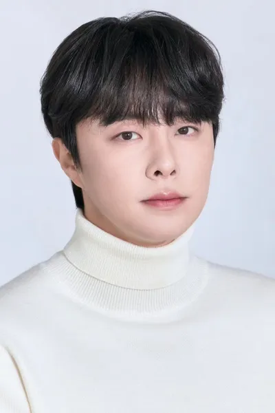 최민우