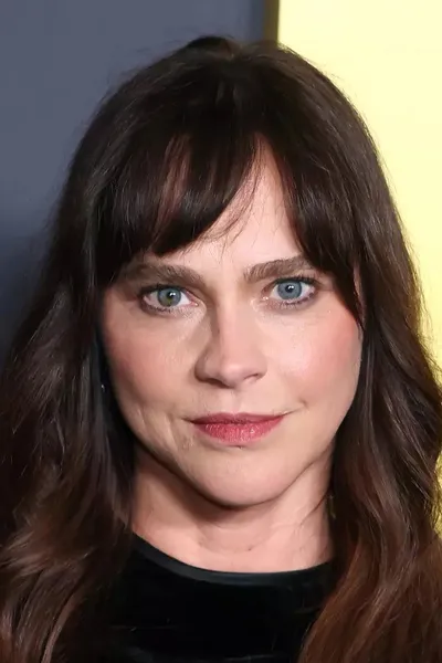 Fiona Dourif