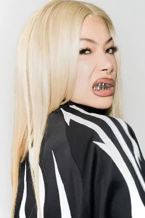Molly Santana