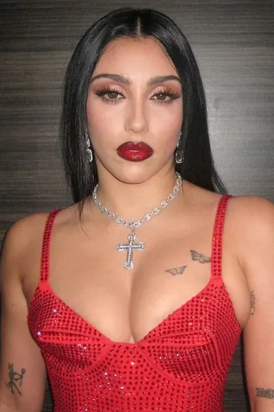 Lourdes Leon