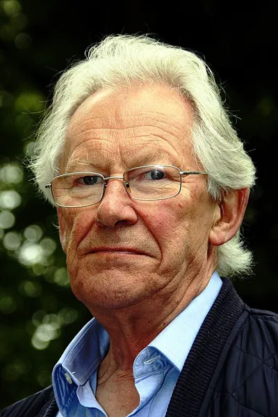 Stephen Thorne