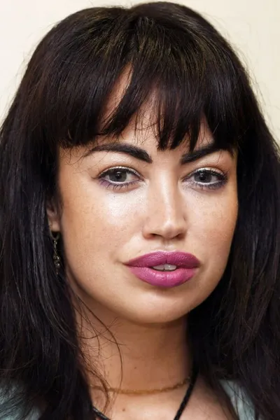 Aura Dione