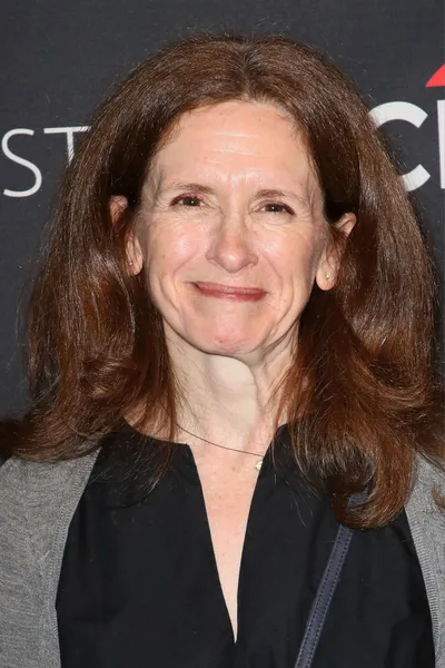 Jennifer Flackett