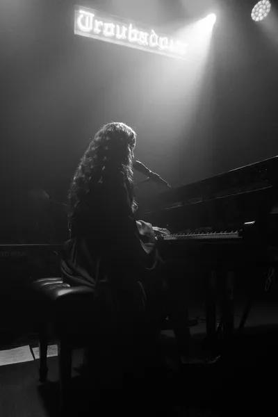 Laufey - Live at The Troubadour