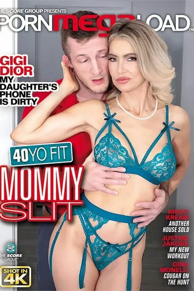 40YO Fit Mommy Slit