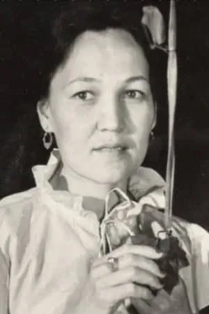 Rayhon Saparova