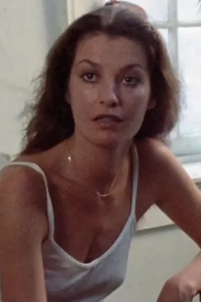 Carolyn Marz