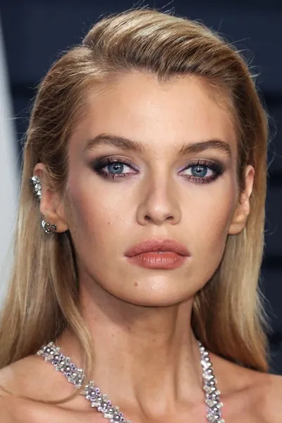 Stella Maxwell