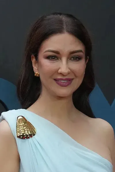 Saumya Tandon