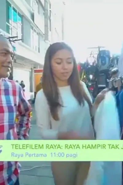Raya Hampir Tak Jadi