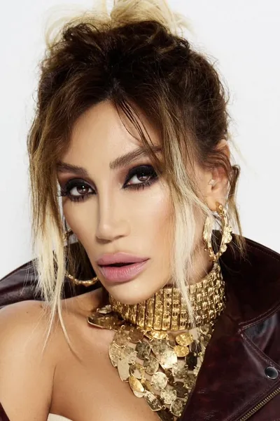 Roya Aykhan