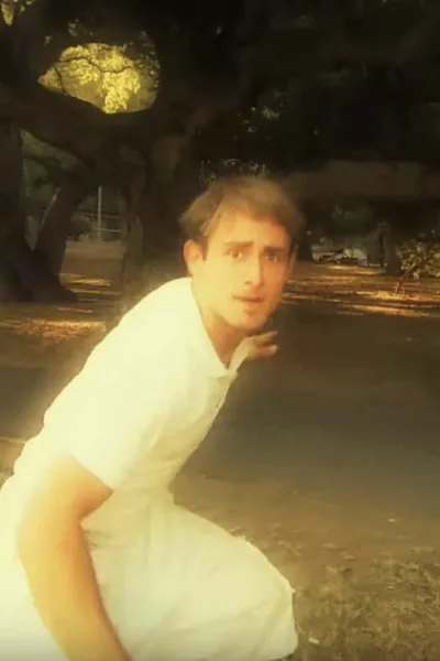 Parkour Vs. Killer Bee