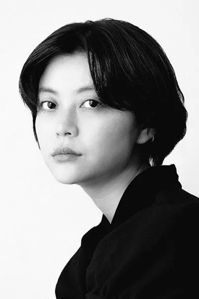 Tomona Hirota