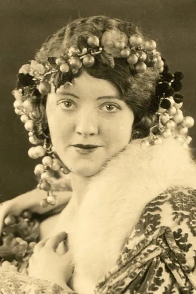 Helen Ray