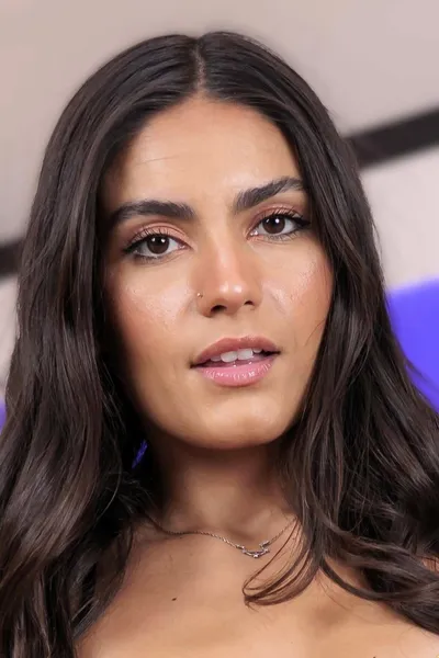 Isa Bella