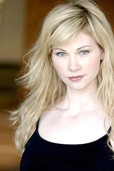 Julia Lee