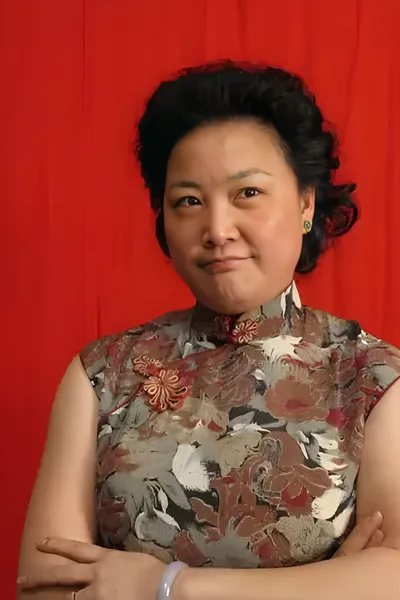 黄伟香