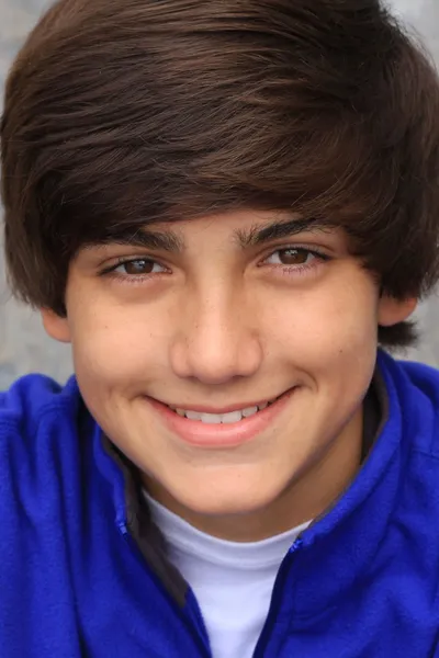 Avery Laraki