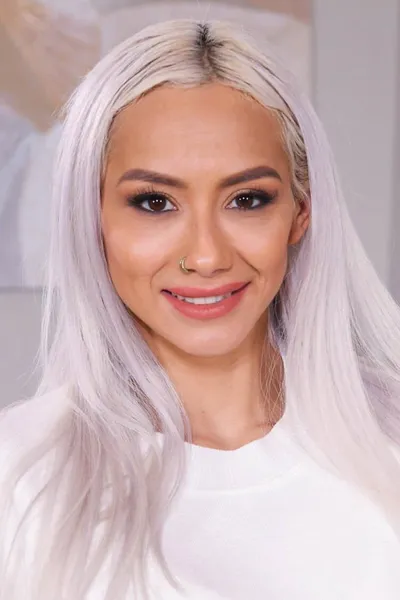 Veronica Leal