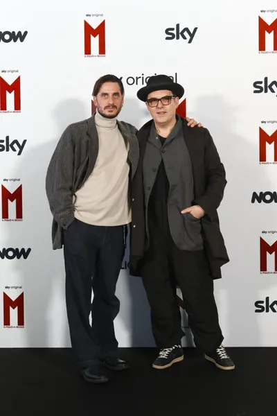 M - Il Figlio del secolo | Il dietro le quinte