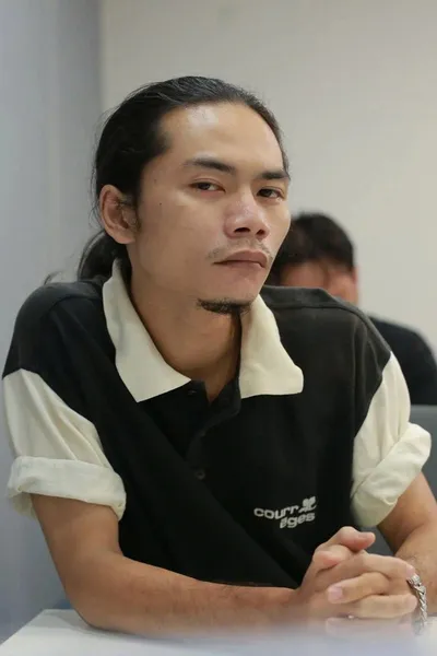 Uy Trần