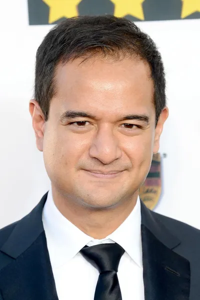 Riza Aziz