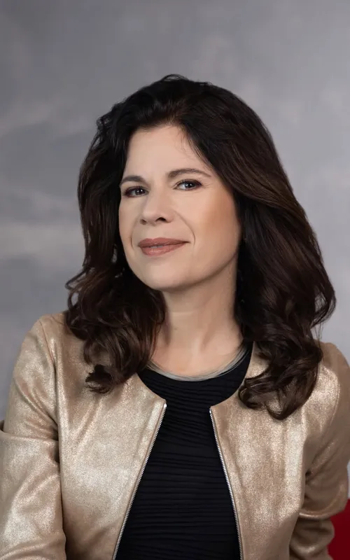 Ana María Martínez