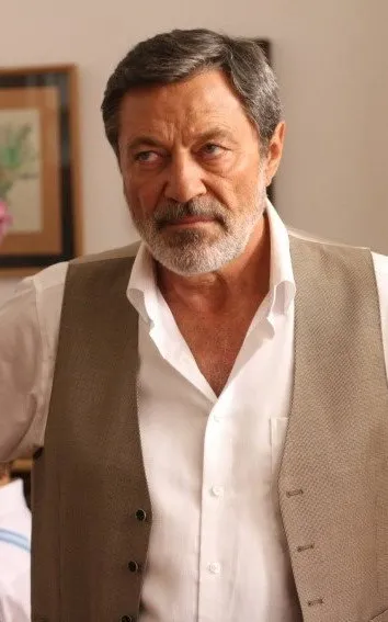 Aleksandr Khachatryan