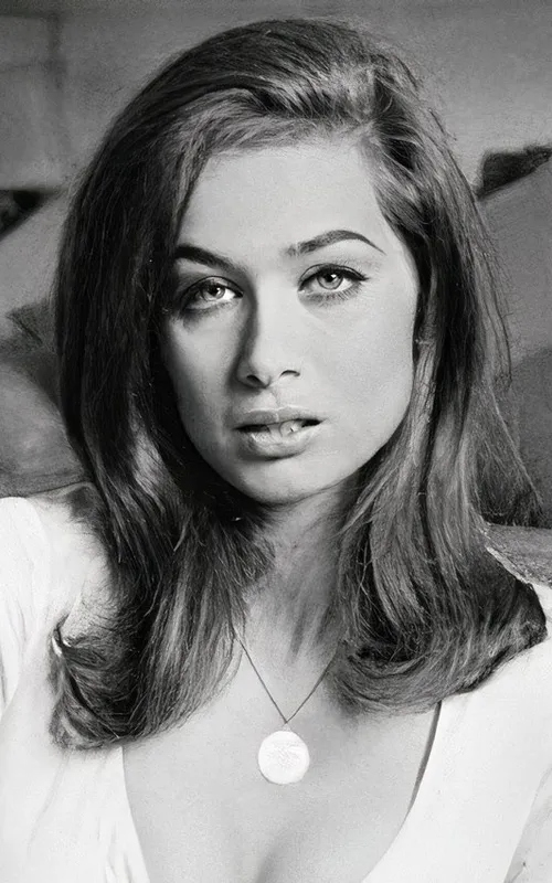 Valerie Leon