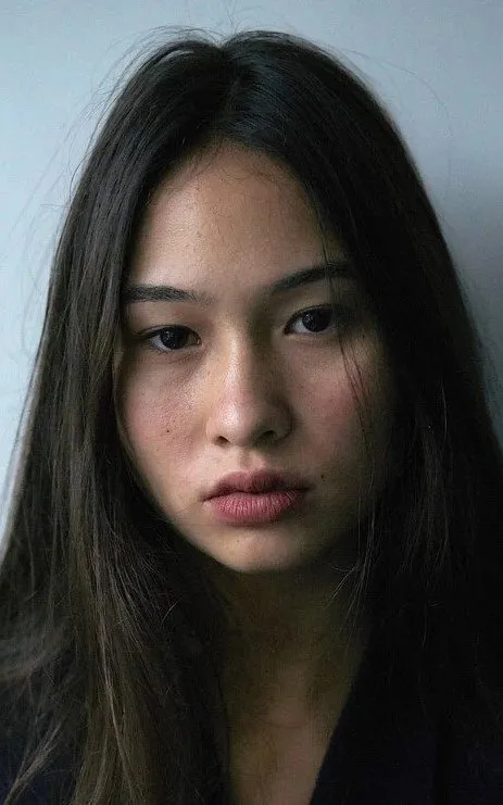 Angela Sari