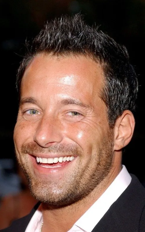 Johnny Messner