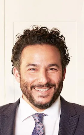 Ennis Esmer